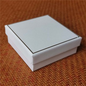 caja de embalaje de papel blanco