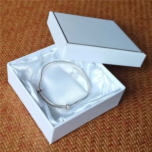 white paper packaging box